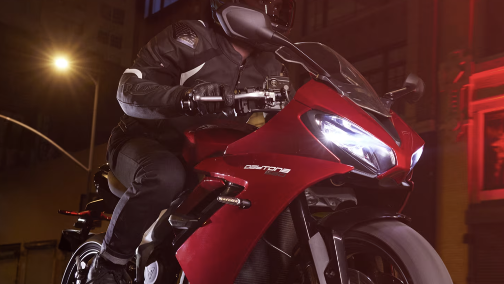 Triumph Daytona 660