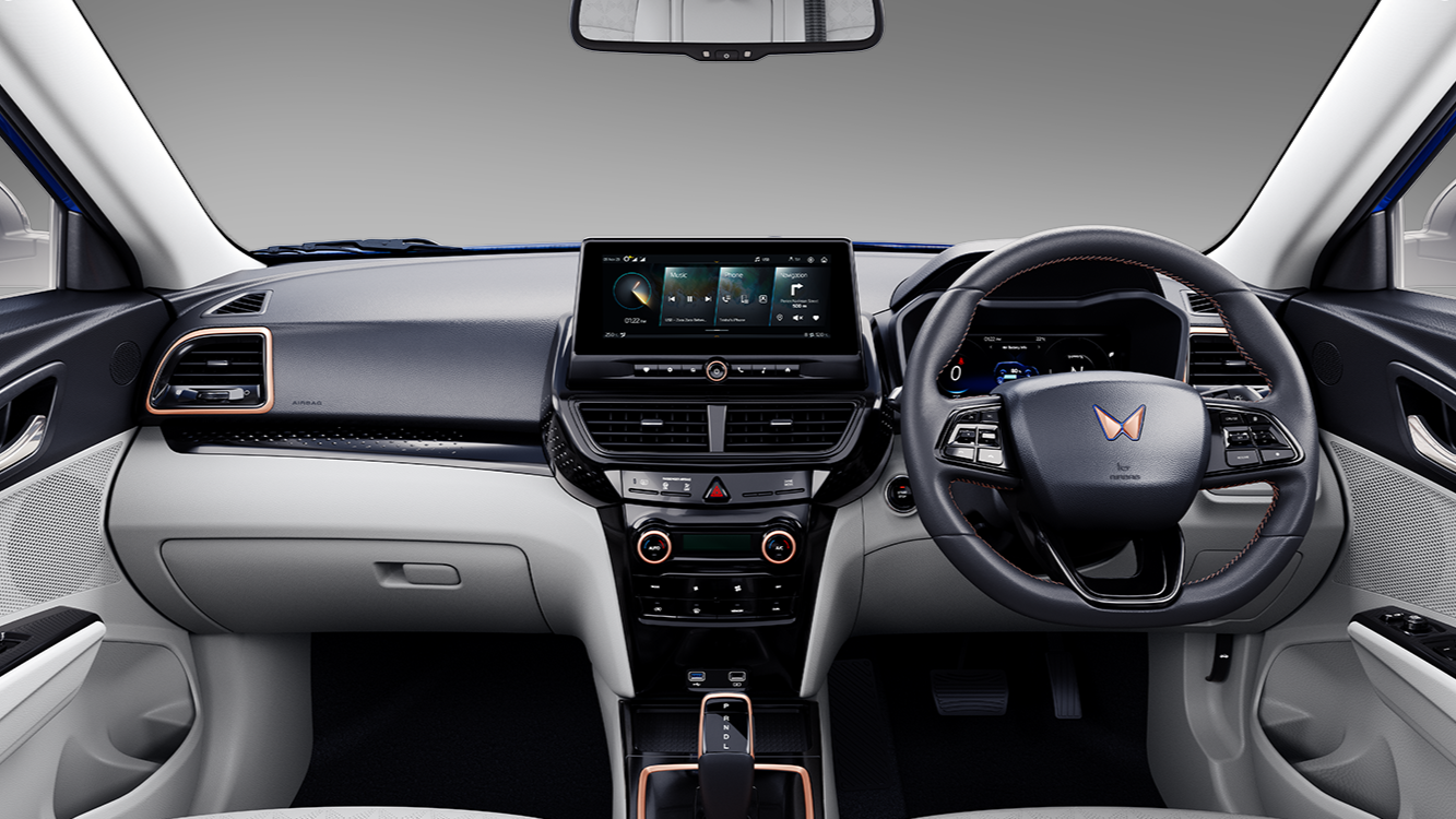 XUV400 Dashboard