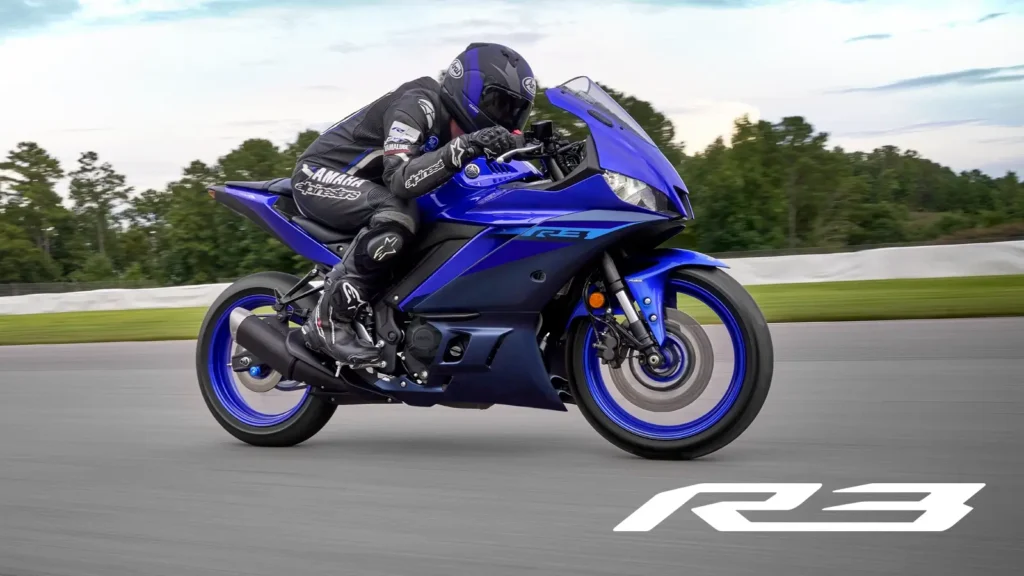 Yamaha R3 Race Track