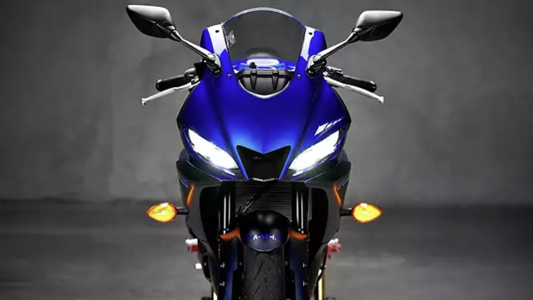 Yamaha R3 Headlights