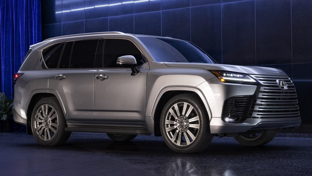 Lexus LX 700h