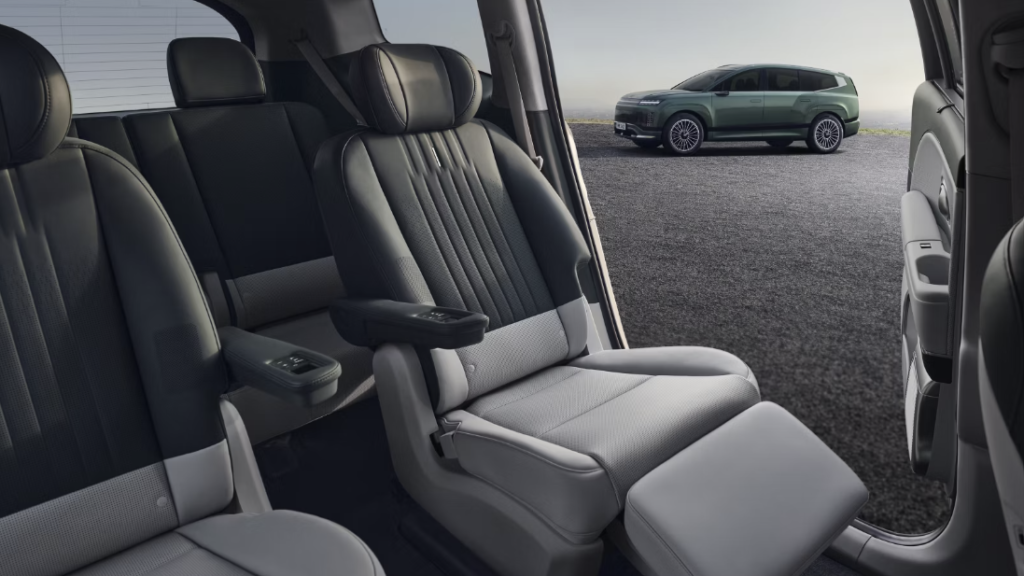 Hyundai Ioniq 9 2nd Row Seats