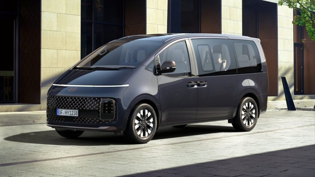 Hyundai Staria