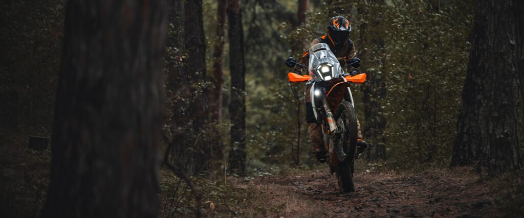 KTM 390 Adventure R wheelie